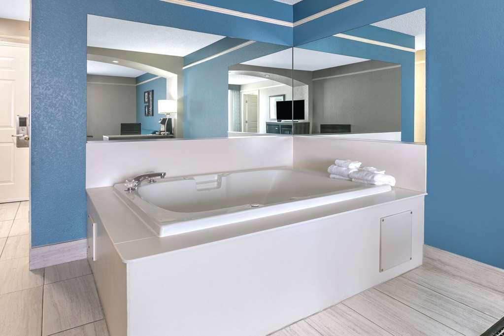 La Quinta By Wyndham Уэтерфорд Номер фото